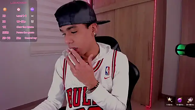 aldrinwhite online show from 01-27-25, 03:18