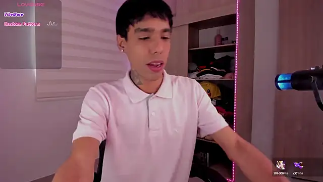 aldrinwhite online show from 02-04-25, 02:53