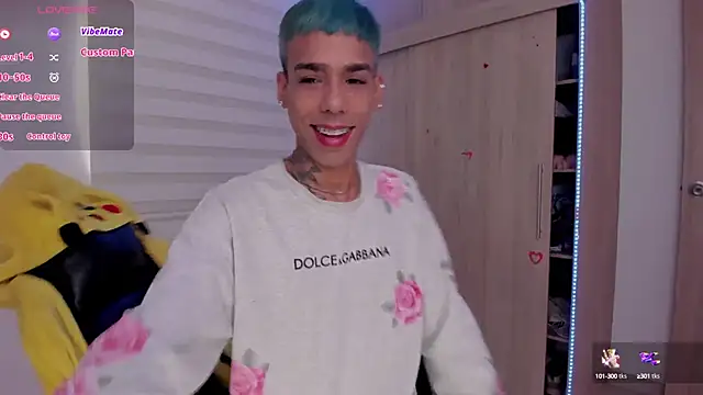 aldrinwhite online show from 03-18-25, 02:15