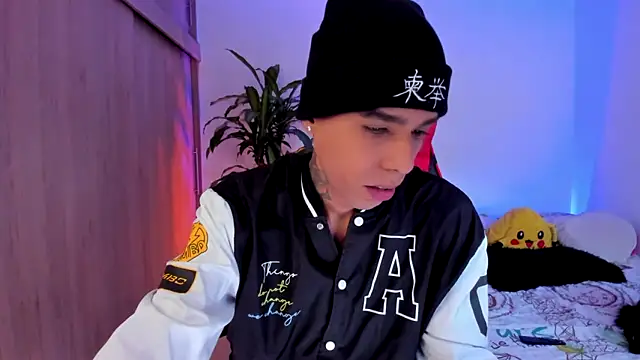 aldrinwhite online show from 03-20-26, 04:34