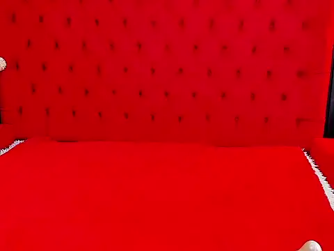 Snapshot of KateTompson_ chatting on 05-22-26, 08:03 KateTompson online show from 05-22-26, 08:03