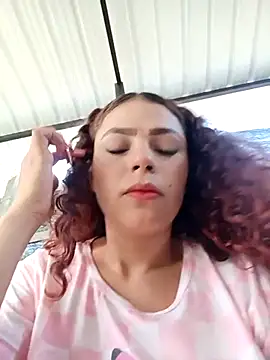 Mommy-Hot online show from 09-15-25, 01:22