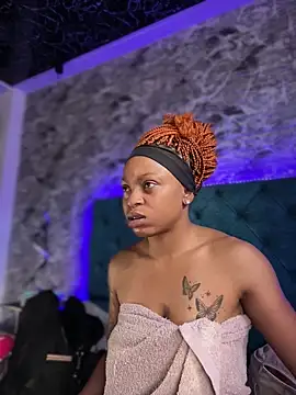 Melany Williams online show from 11-29-25, 12:41