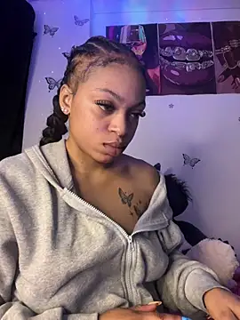 Melany Williams online show from 04-28-26, 02:27