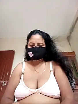 Neha-Roy online show from 10-07-25, 04:53