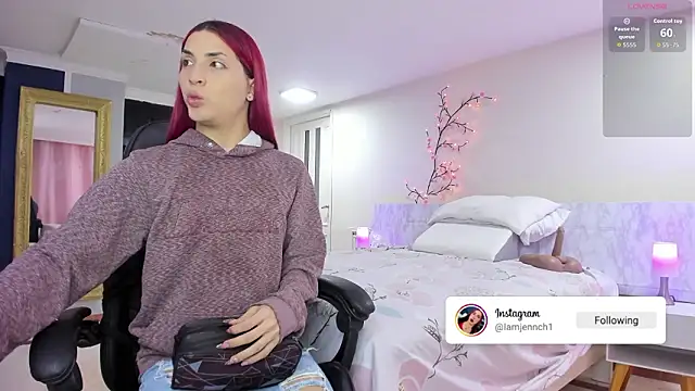 charolbruce 1 online show from 02-03-26, 12:21