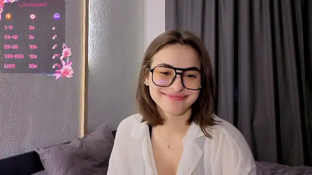 AmiCumOn online show from 10-13-25, 08:25