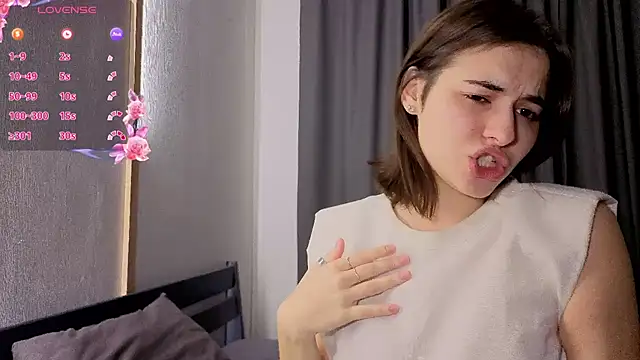 AmiCumOn online show from 10-21-25, 09:54