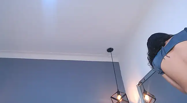 Snapshot of AbigailWilliams_ chatting on 03-07-25, 11:18 AbigailWilliams online show from 03-07-25, 11:18