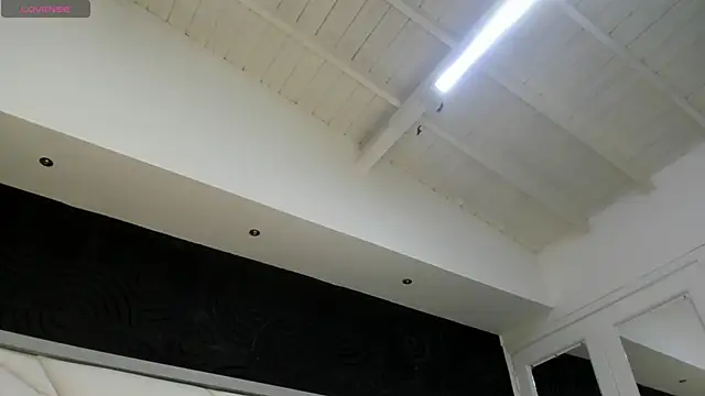 Snapshot of AbigailWilliams_ chatting on 09-17-25, 11:12 AbigailWilliams online show from 09-17-25, 11:12