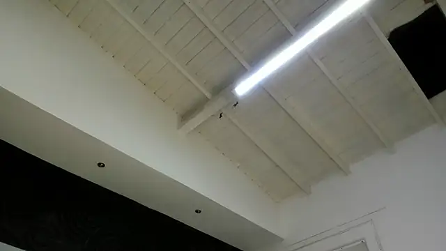 Snapshot of AbigailWilliams_ chatting on 10-14-25, 11:11 AbigailWilliams online show from 10-14-25, 11:11