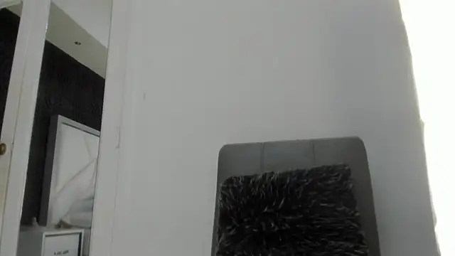 Snapshot of AbigailWilliams_ chatting on 10-22-25, 11:10 AbigailWilliams online show from 10-22-25, 11:10