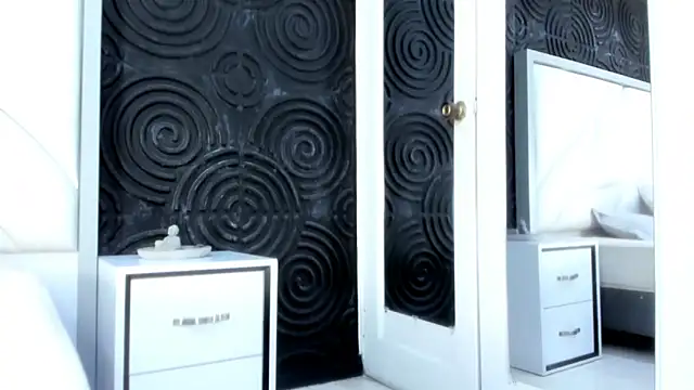 Snapshot of AbigailWilliams_ chatting on 11-03-25, 11:22 AbigailWilliams online show from 11-03-25, 11:22