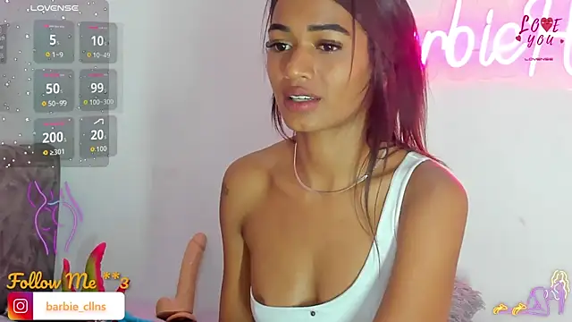 BarbieHotLaura online show from 10-09-25, 01:47