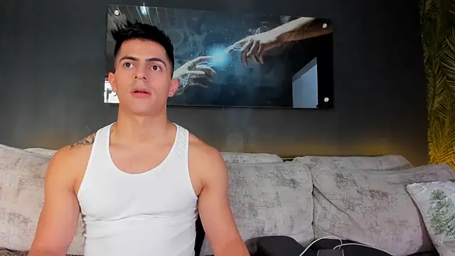 Crhis N Derek online show from 01-19-25, 08:19