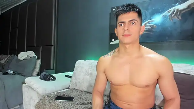 Crhis N Derek online show from 01-22-25, 05:05