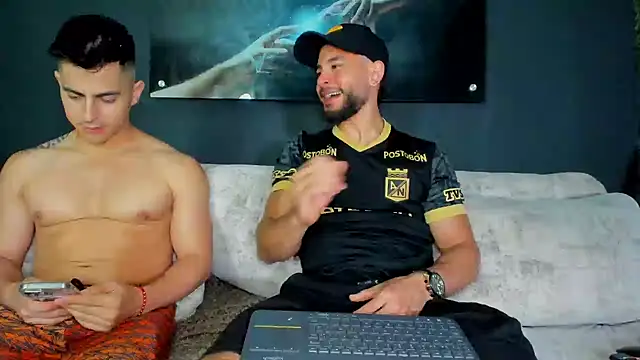 Crhis N Derek online show from 01-26-25, 12:05