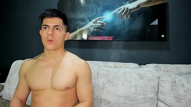 Crhis N Derek online show from 02-04-25, 03:00