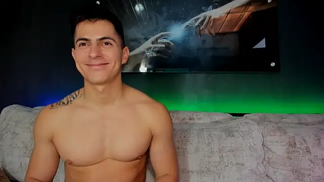 Crhis N Derek online show from 02-04-25, 08:06