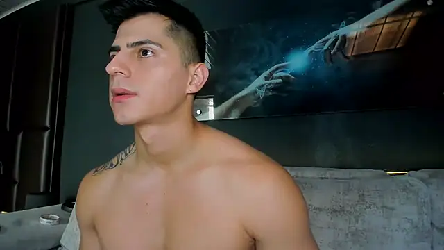 Crhis N Derek online show from 02-26-25, 04:14