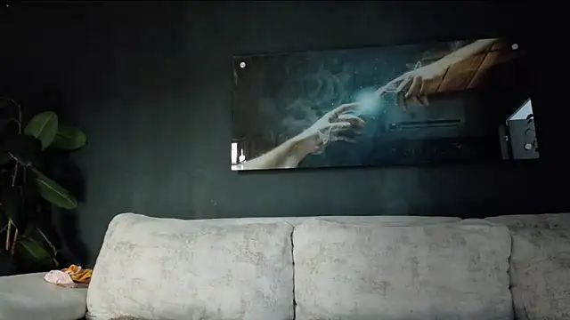 Crhis N Derek online show from 09-15-25, 09:37