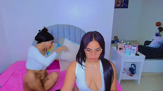 Snapshot of charlotte_0309 chatting on 09-14-25, 10:03 charlotte 0309 online show from 09-14-25, 10:03