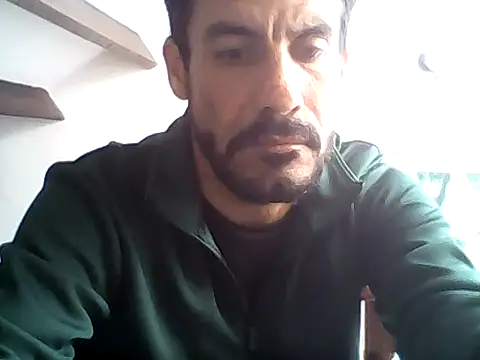 Snapshot of elkike1980 chatting on 06-03-26, 03:39 elkike1980 online show from 06-03-26, 03:39
