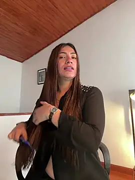 emmily d online show from 04-25-26, 06:49