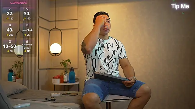 Ryan Hunt online show from 01-02-25, 02:35