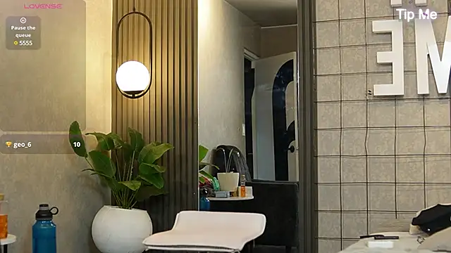 Ryan Hunt online show from 01-05-25, 04:06