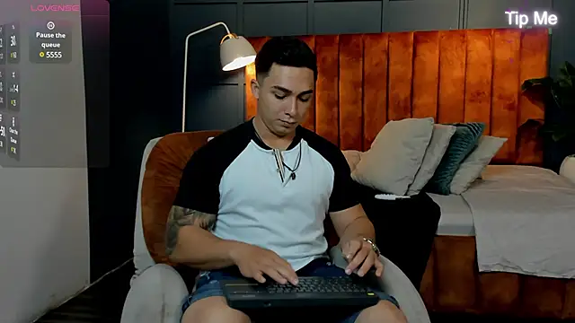 Ryan Hunt online show from 01-29-25, 12:56