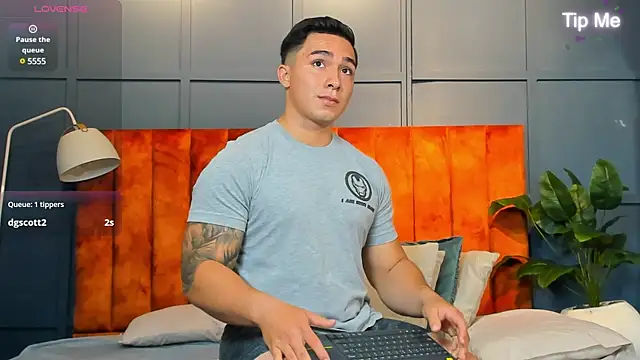 Ryan Hunt online show from 02-07-25, 03:52