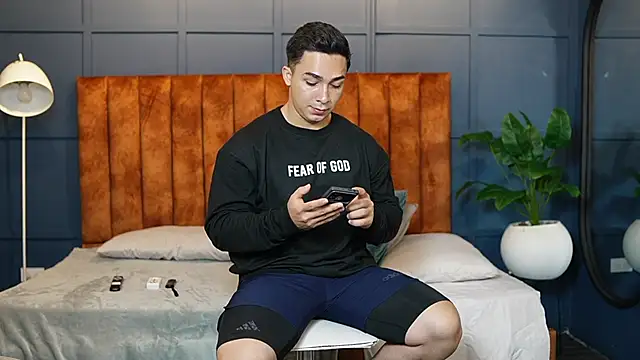 Ryan Hunt online show from 03-19-25, 12:56