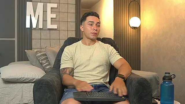 Ryan Hunt online show from 09-16-25, 12:06