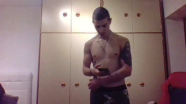 Snapshot of BigDickEnrg7195 chatting on 01-31-25, 11:45 BigDickEnrg7195 online show from 01-31-25, 11:45