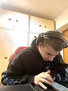 Snapshot of BigDickEnrg7195 chatting on 02-05-25, 10:22 BigDickEnrg7195 online show from 02-05-25, 10:22