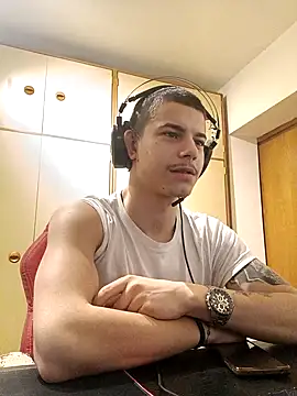 Snapshot of BigDickEnrg7195 chatting on 02-16-25, 09:16 BigDickEnrg7195 online show from 02-16-25, 09:16