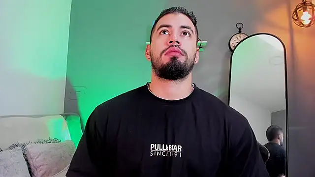 Snapshot of jaxon_colton chatting on 02-09-25, 02:29 jaxon colton online show from 02-09-25, 02:29