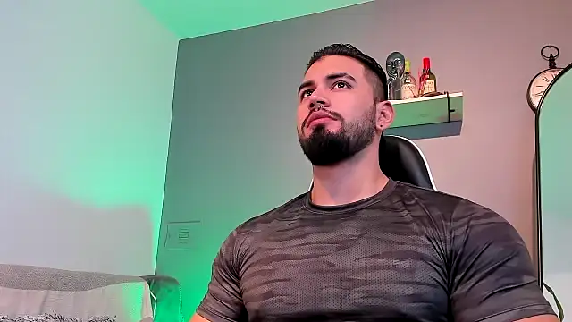 Snapshot of jaxon_colton chatting on 02-11-25, 02:14 jaxon colton online show from 02-11-25, 02:14