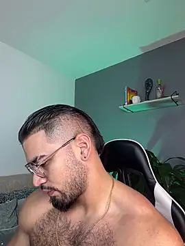 Snapshot of jaxon_colton chatting on 02-19-25, 04:34 jaxon colton online show from 02-19-25, 04:34