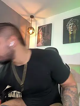 Snapshot of jaxon_colton chatting on 02-25-25, 12:36 jaxon colton online show from 02-25-25, 12:36