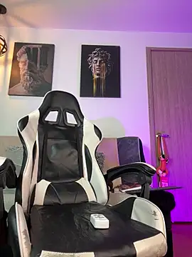 Snapshot of jaxon_colton chatting on 02-26-25, 05:42 jaxon colton online show from 02-26-25, 05:42