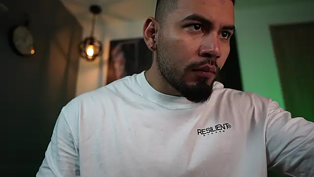 Snapshot of jaxon_colton chatting on 03-05-25, 02:03 jaxon colton online show from 03-05-25, 02:03