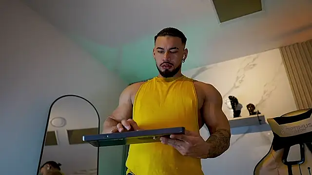 Snapshot of jaxon_colton chatting on 10-03-25, 01:13 jaxon colton online show from 10-03-25, 01:13