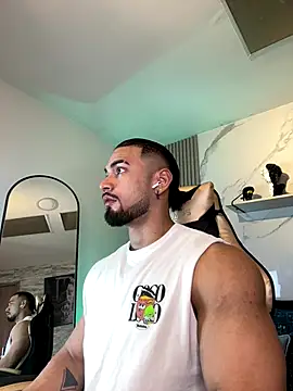 Snapshot of jaxon_colton chatting on 10-10-25, 01:37 jaxon colton online show from 10-10-25, 01:37