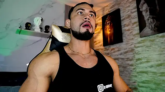 Snapshot of jaxon_colton chatting on 11-07-25, 02:11 jaxon colton online show from 11-07-25, 02:11