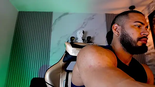 Snapshot of jaxon_colton chatting on 12-04-25, 10:24 jaxon colton online show from 12-04-25, 10:24