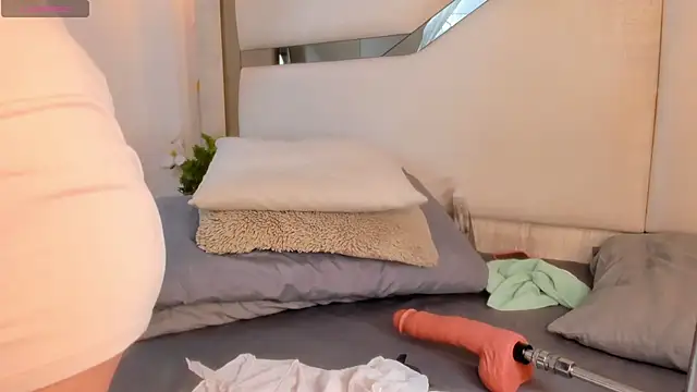 Julieta Jane online show from 09-14-25, 10:42