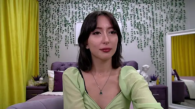 Snapshot of NicoleLimp chatting on 03-16-25, 09:16 NicoleLimp online show from 03-16-25, 09:16