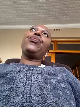 YourDreamLady22 online show from 02-04-25, 12:44